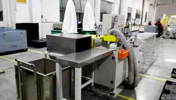 【上?！慷ㄖ瓶钊詣?dòng)鋸切機(jī)SDY-Q400滿(mǎn)足汽車(chē)新能源配件切割