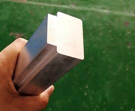 【昆山】全自動(dòng)切鋁機(jī)首次訂2臺(tái)選擇技術(shù)過硬的雙德譽(yù)機(jī)械