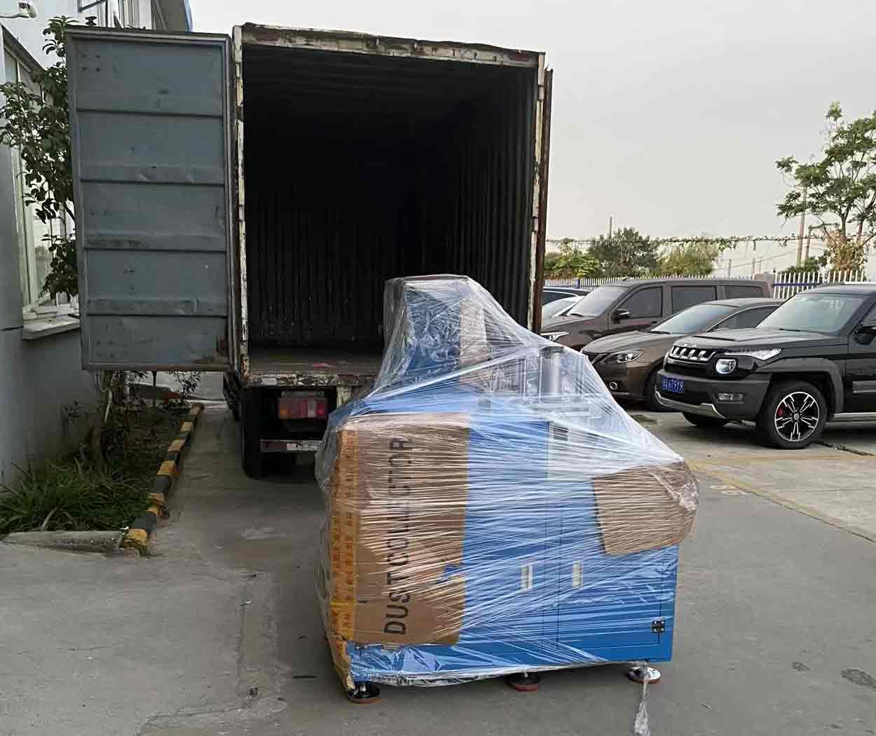 SDY-Q450自動(dòng)型材切割機(jī)設(shè)備發(fā)貨圖 SDY-Q450自動(dòng)型材切割機(jī)設(shè)備發(fā)貨圖