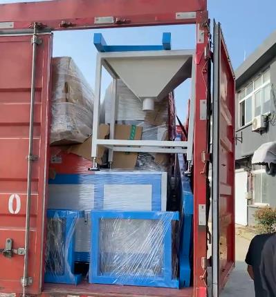 鋁材切割機(jī)發(fā)貨圖-2 鋁材切割機(jī)發(fā)貨圖-2